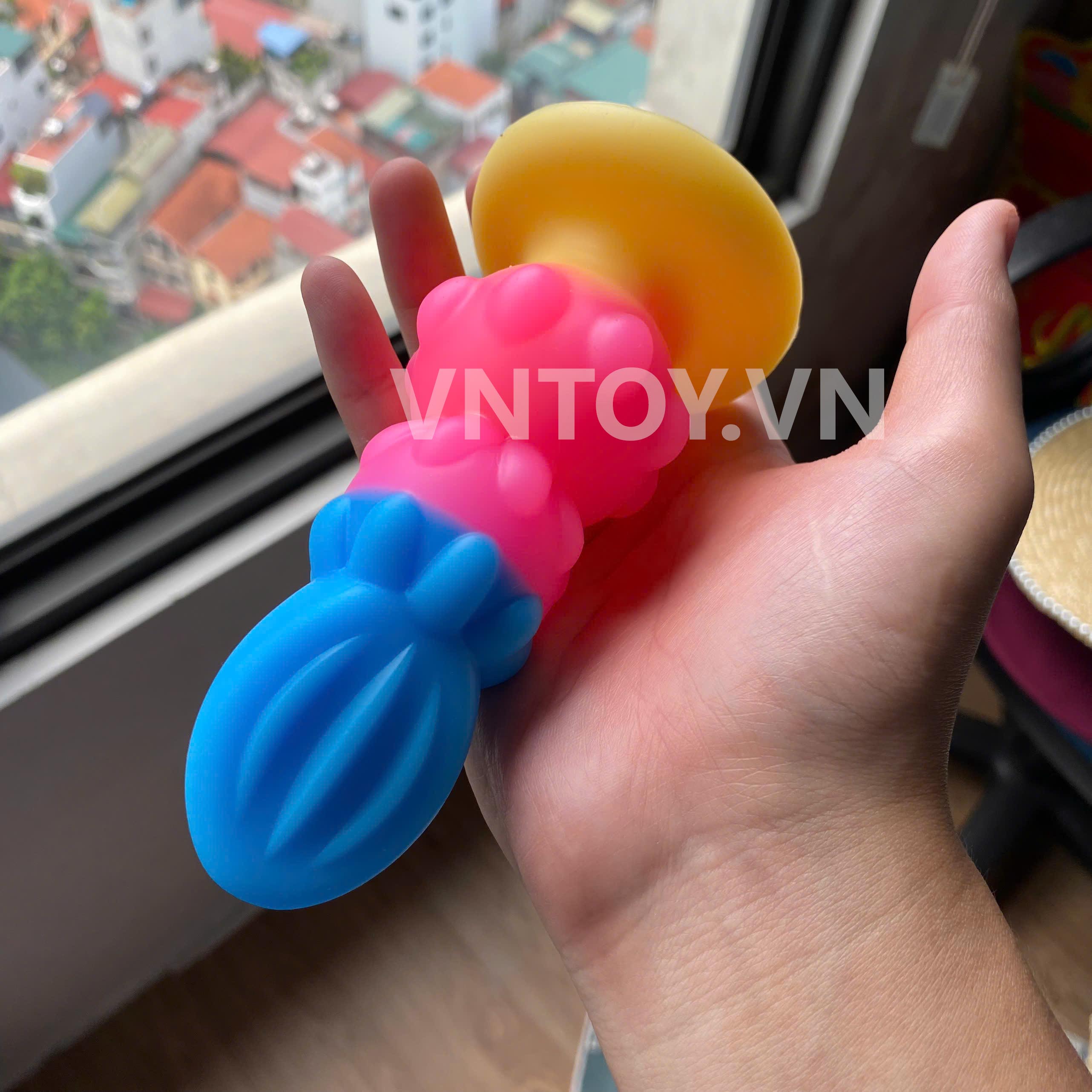 Dương vật giả fantasy silicon mềm mịn hình dáng sừng kỳ lân hoa bầu màu sắc sặc sỡ