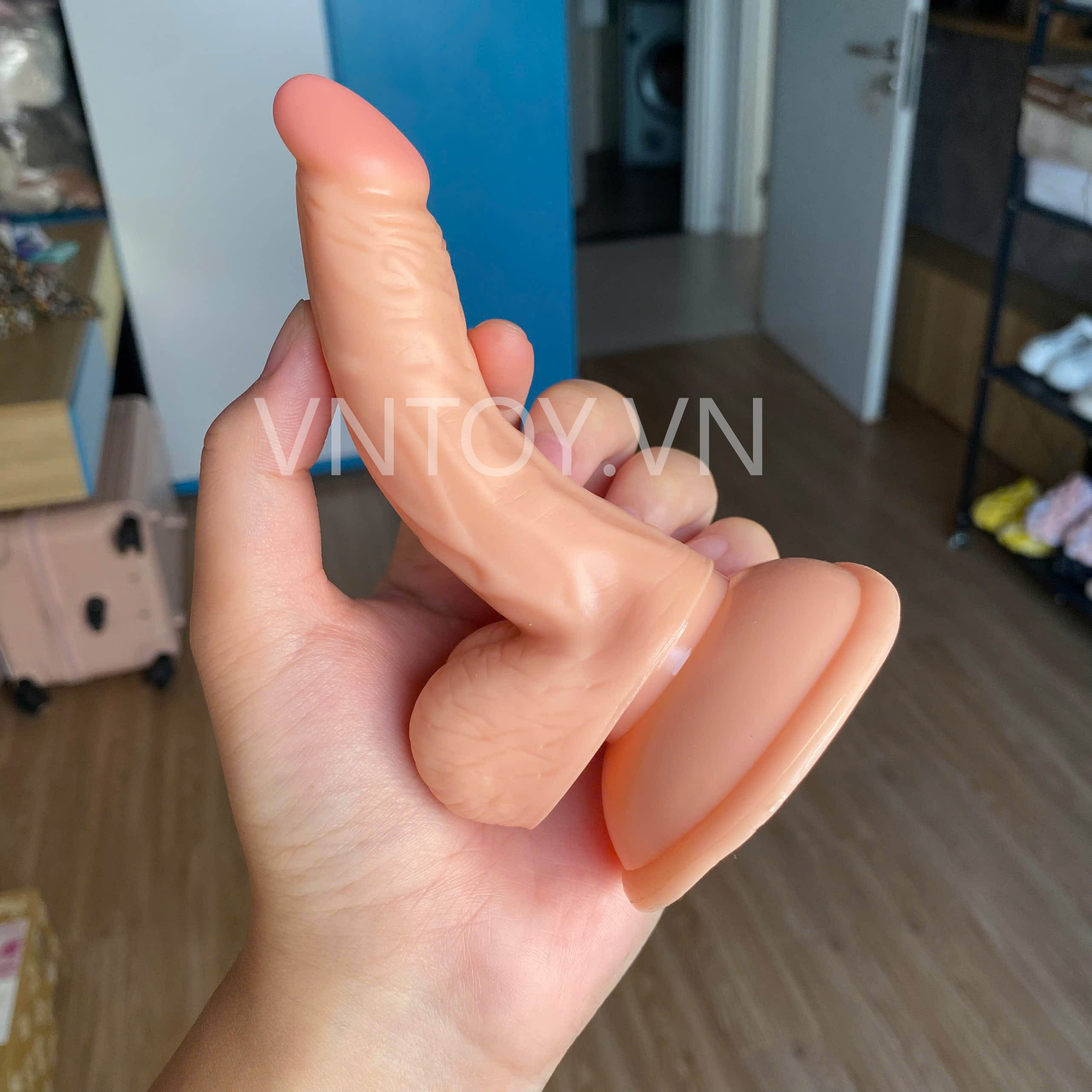 Dương vật giả gắn tường kiểu dáng cong nhỏ gọn trắng hồng