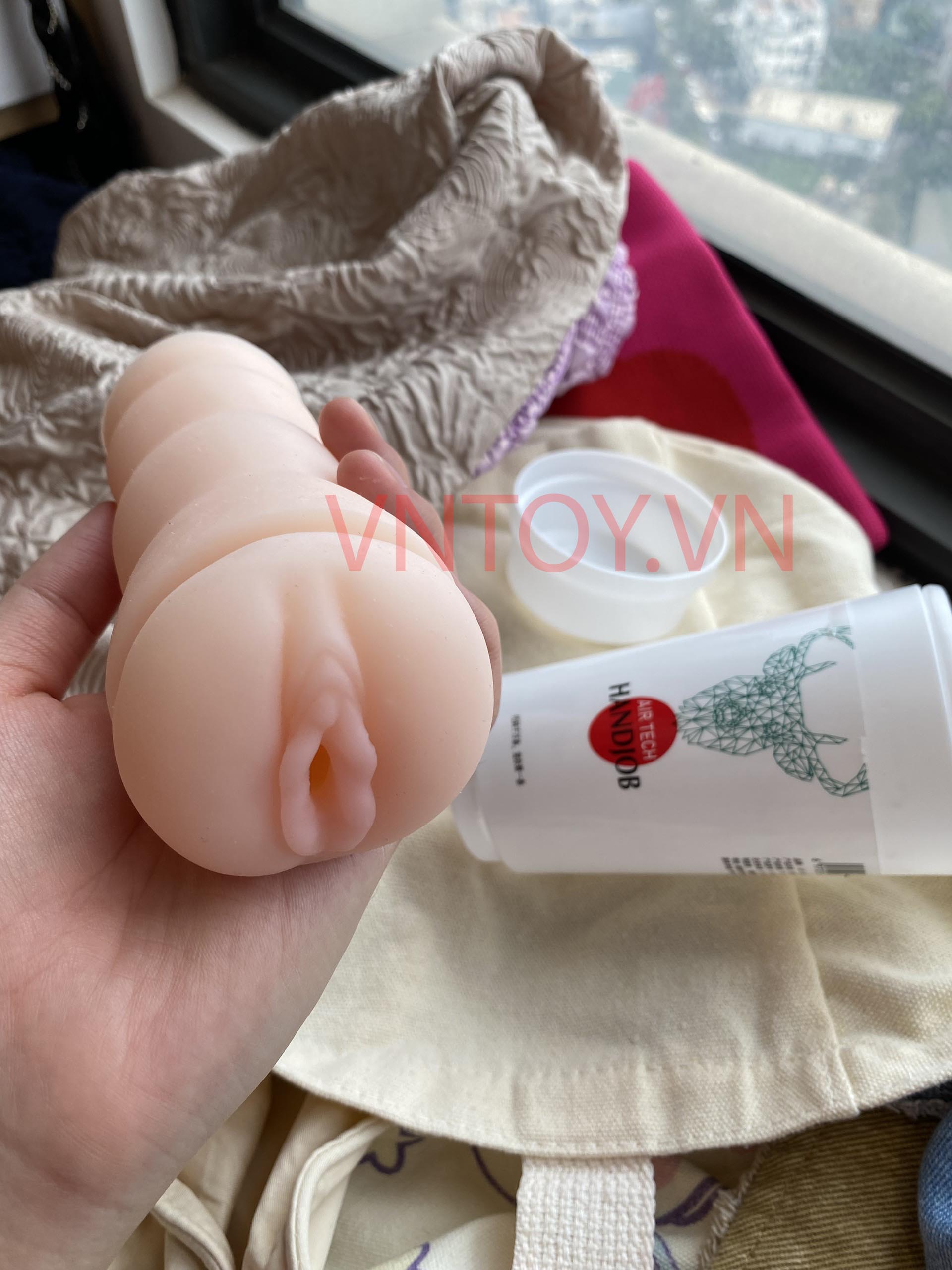 Cốc thủ dâm Air Tech Handjob ngụy trang hình trà sữa