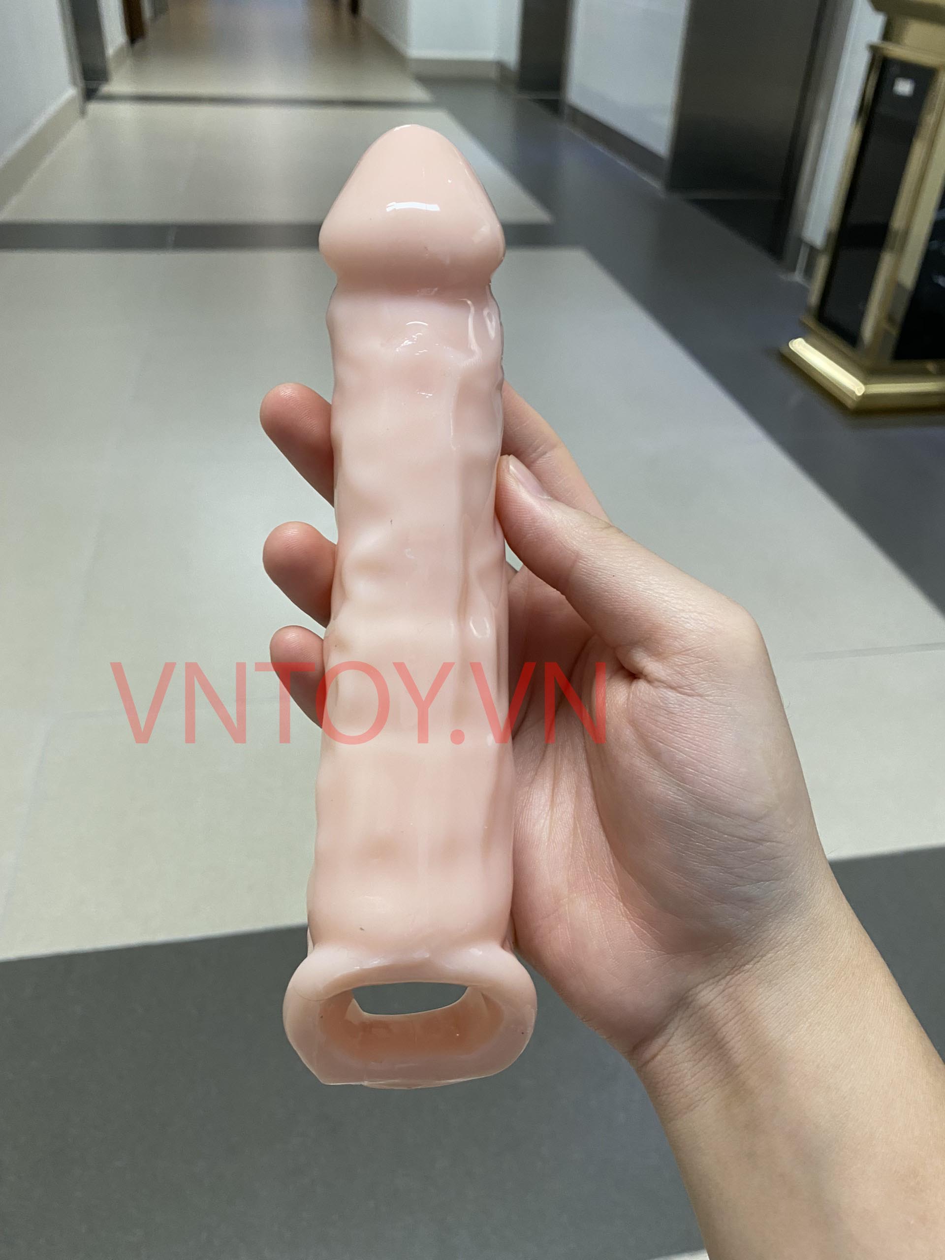 Bao cao su đôn dên phong cách châu Âu nhẵn nhụi