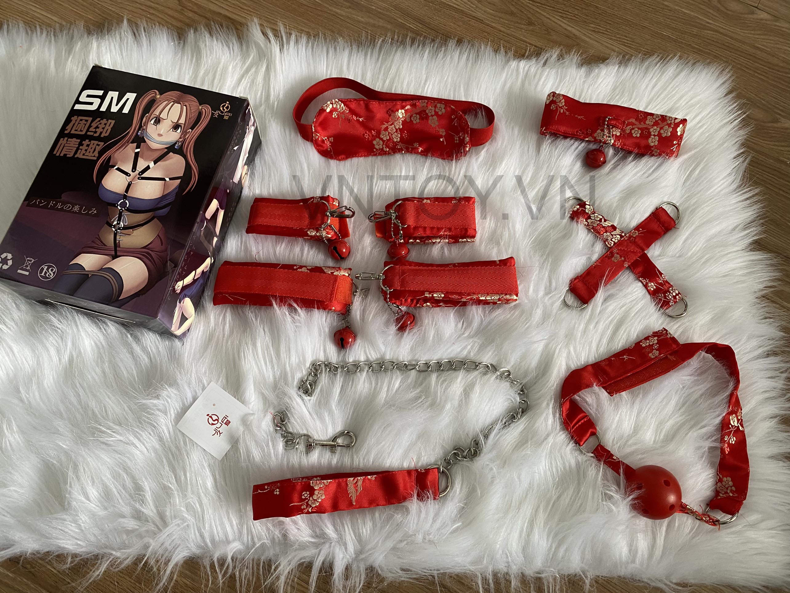 Đồ chơi bạo dâm BDSM 7 món phong cách hoa lá