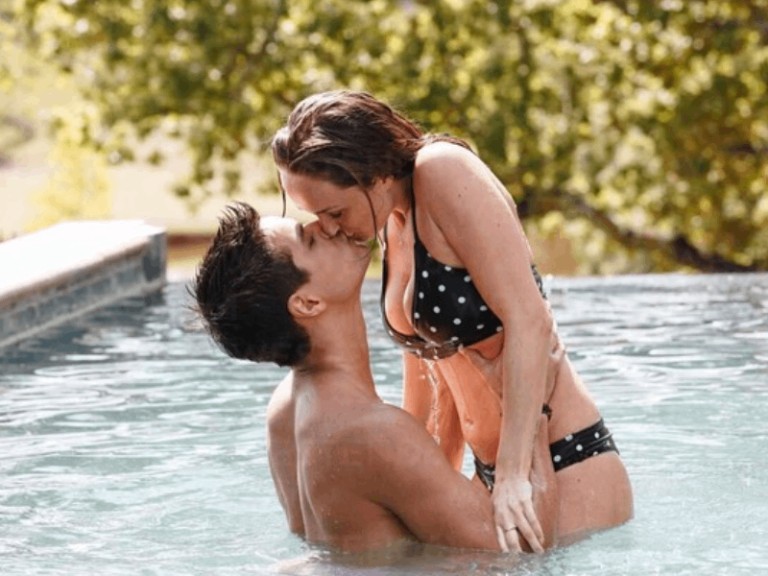 Con trai khi xuất tinh khi đi bơi có gây phụ nữ mang thai không? Sự thật khoa học mà bạn nên biết