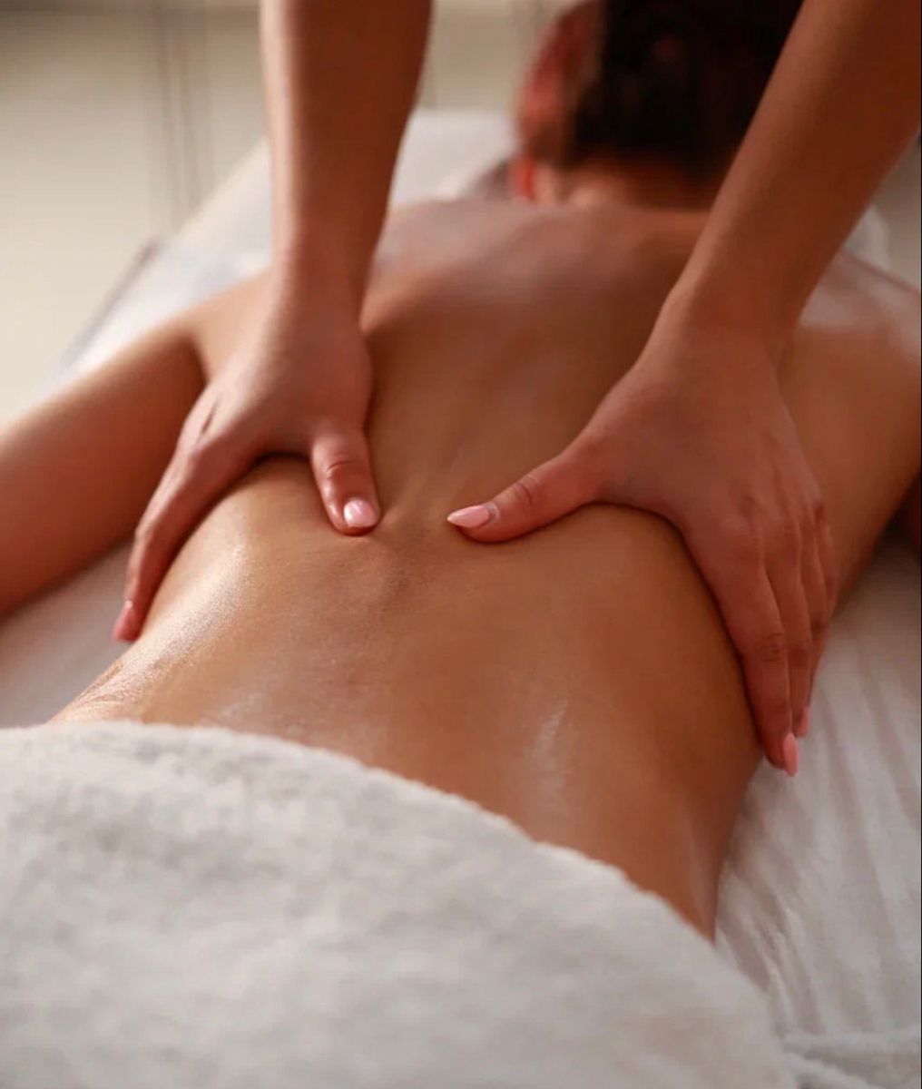 Massage Vùng Kín Phụ Nữ Có Cảm Giác Gì? Cách Thực Hiện Đúng Cách Để Tăng Sức Khỏe Sinh Lý