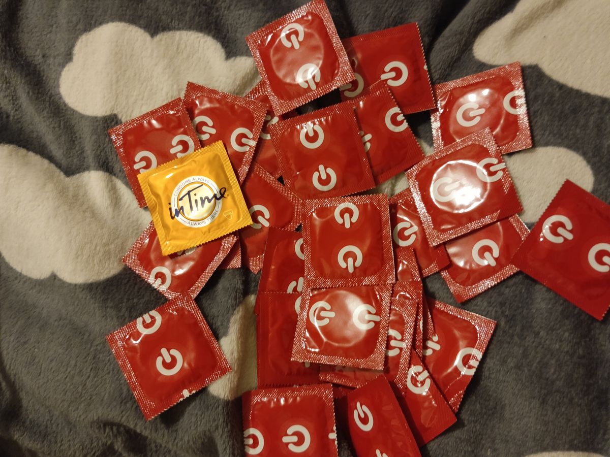 Miếng Dán Tránh Thai Hoạt Động Thế Nào? Cách Dán Đúng Và Lưu Ý Quan Trọng