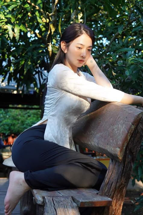 Nuốt tinh trùng có hết mụn không? Sự thật khoa học cần biết