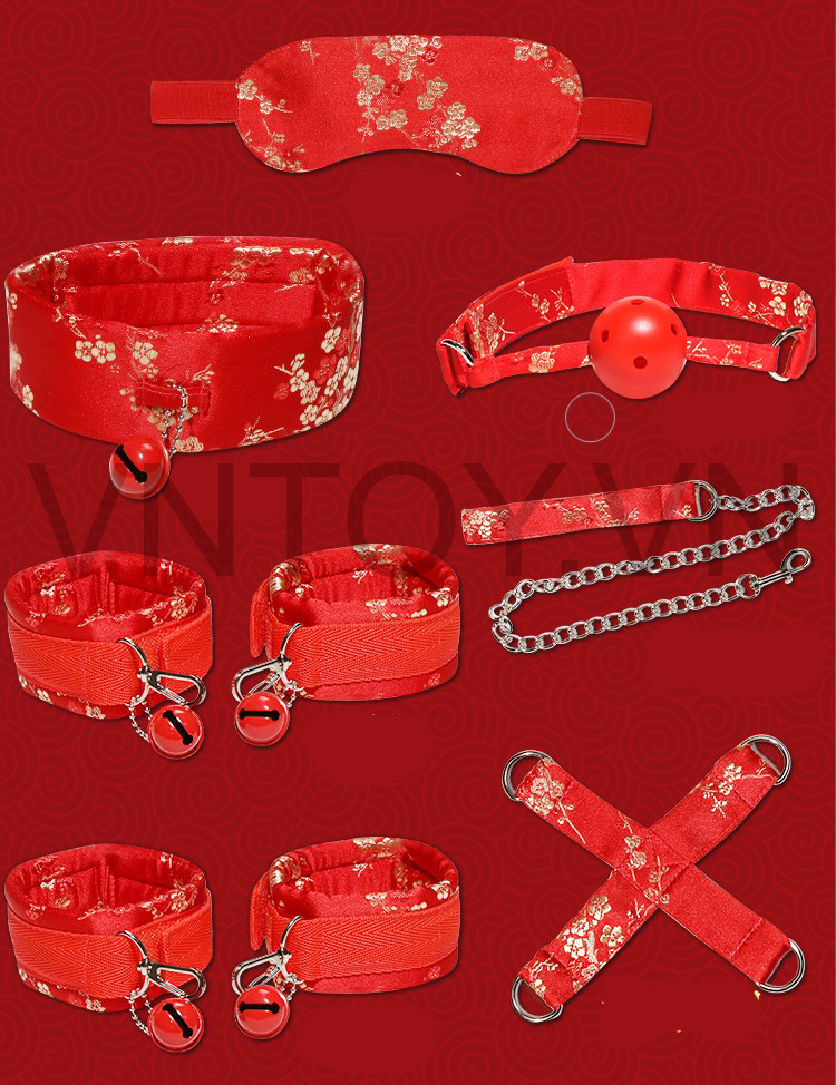 Đồ chơi bạo dâm BDSM 7 món phong cách hoa lá
