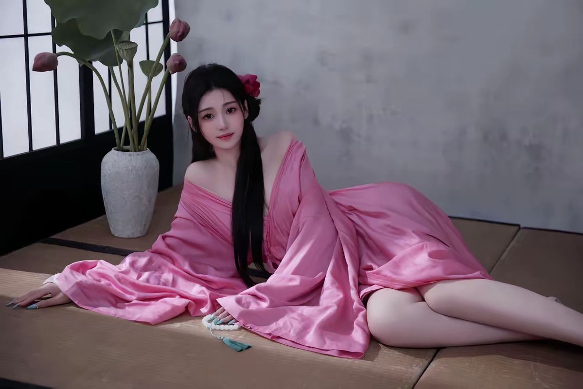 Thị Tẩm Là Gì? Giải Mã Chuyện Chăn Gối Của Vua Chúa Ngày Xưa