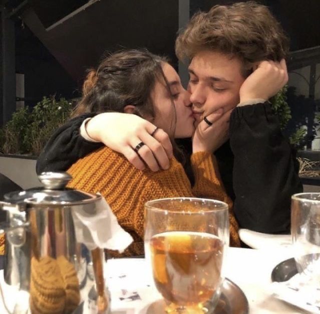 Tình một đêm là gì? Phụ nữ hay nam giới thích hơn?