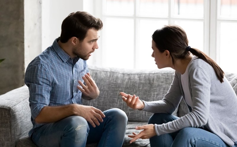 “Con Thầy Vợ Bạn Gái Cơ Quan” Là Gì? Bật Mí Lý Do Bạn Nên Tránh Những Mối Quan Hệ Nhạy Cảm Này