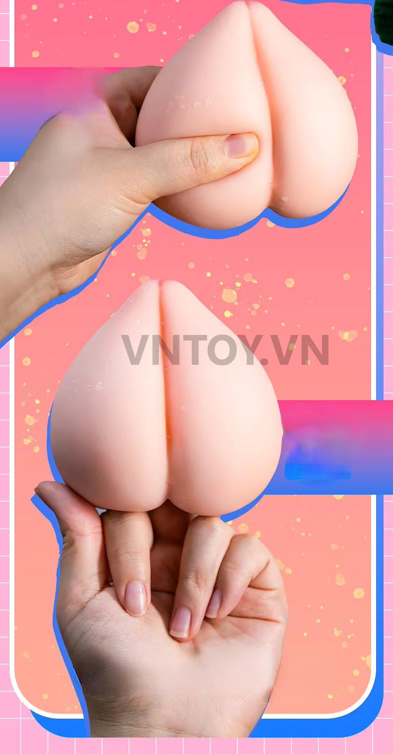 Vú giả đào tiên hồng hào có lỗ hậu môn mềm mại