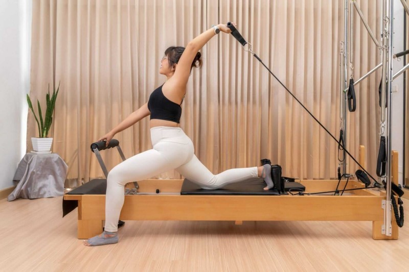 Các động tác cơ bản trên máy tập Pilates