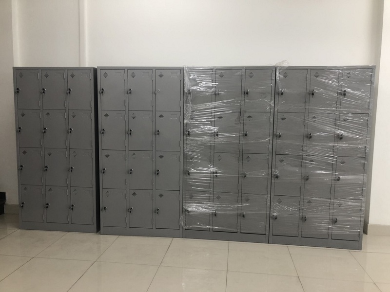 tu-sat-van-phong-tu-locker-sat-12-o-l915-x-w450-x-h1830mm