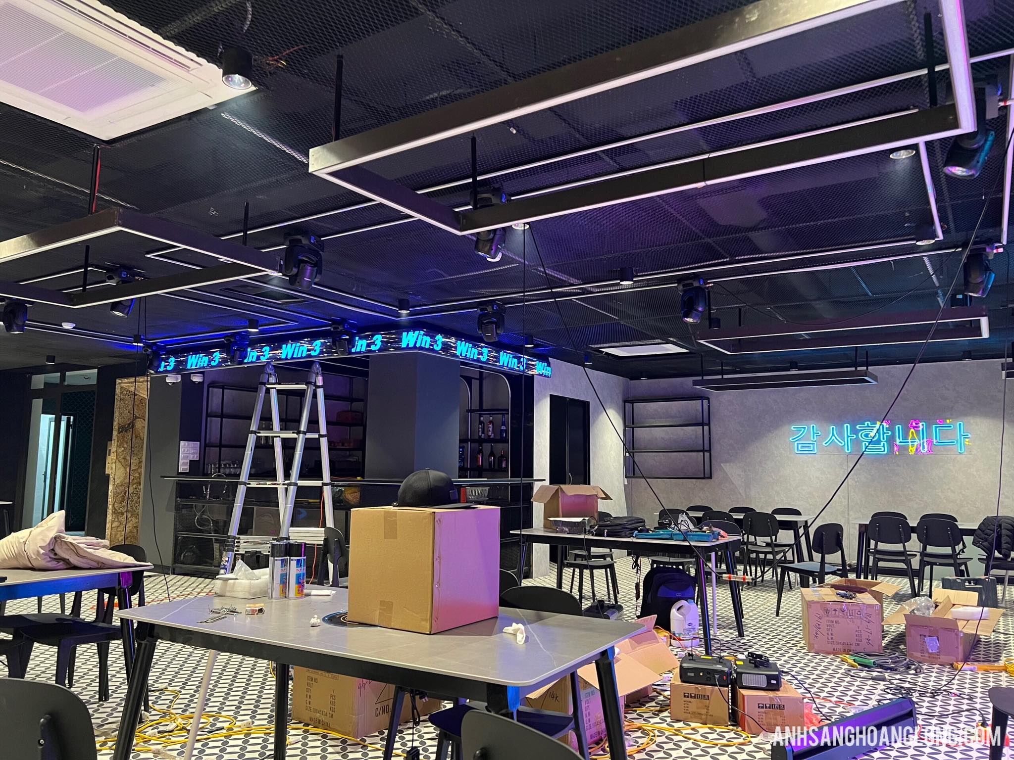 đèn karaoke cảm biến theo nhạc Hà Nội