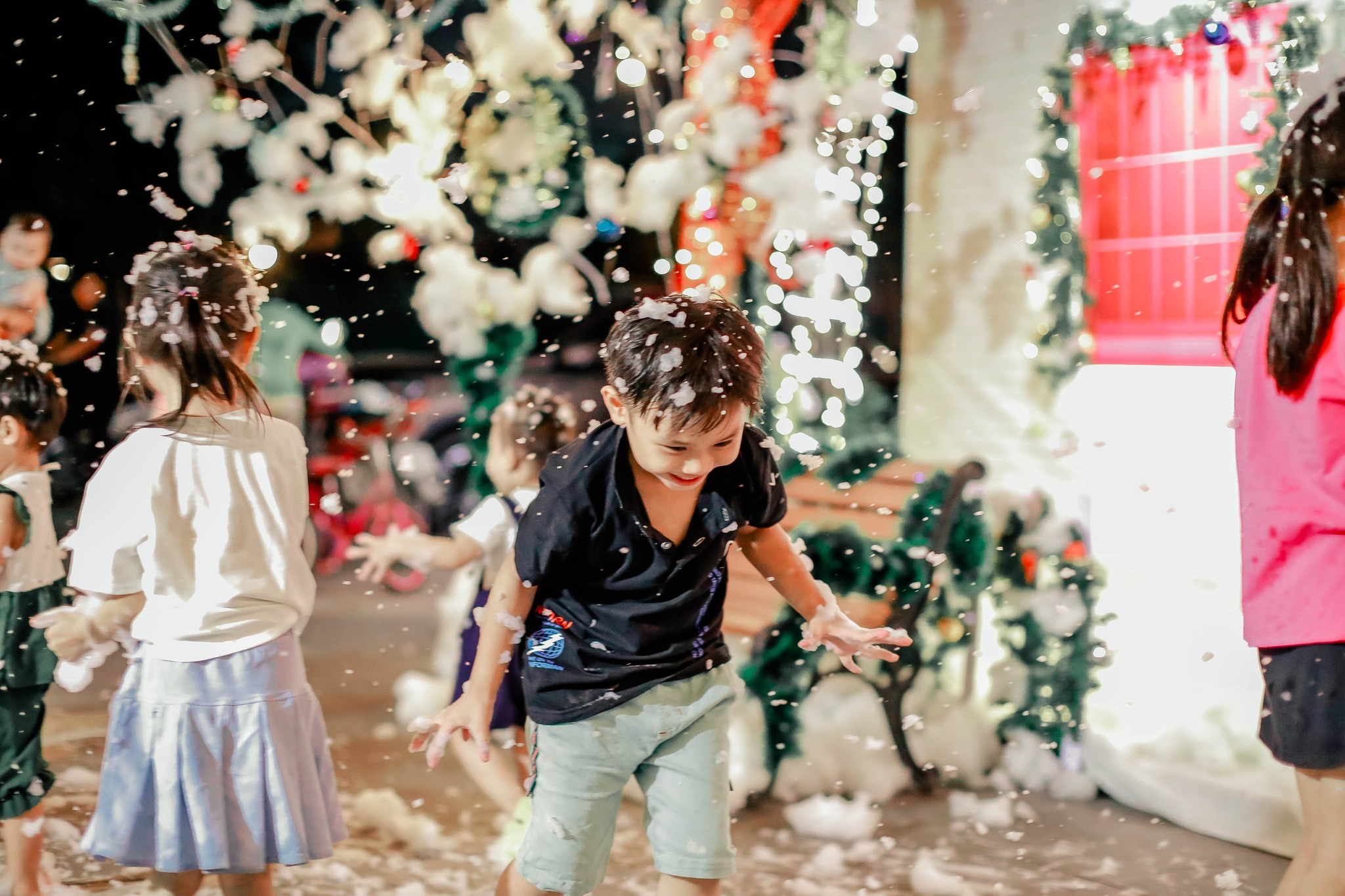 máy phun tuyết hà nội