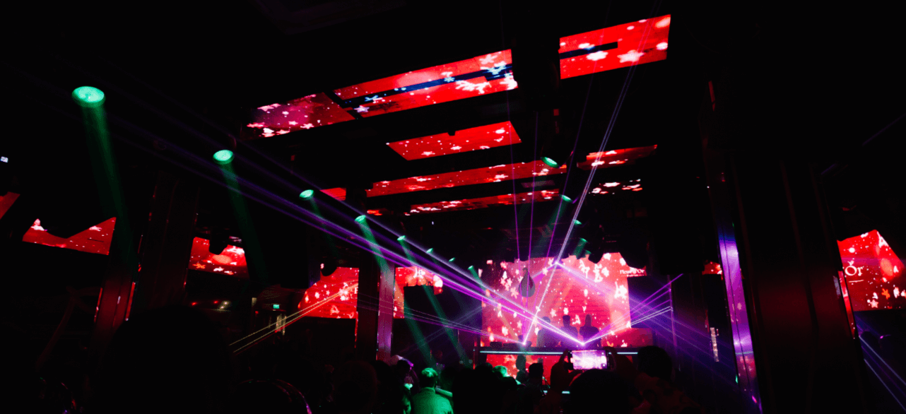 đèn laser quán bar