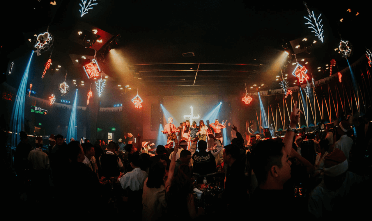 đèn laser quán pub lounge