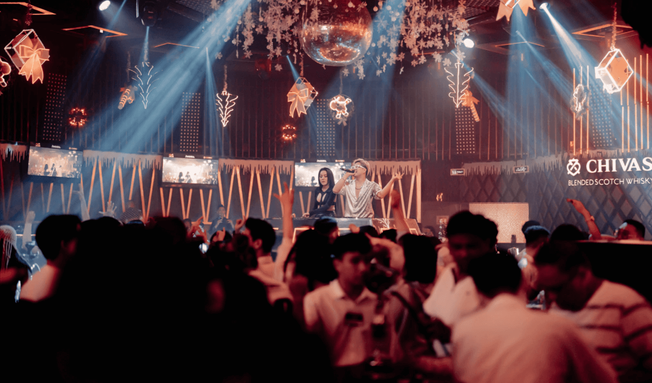 đèn laser cho pub lounge