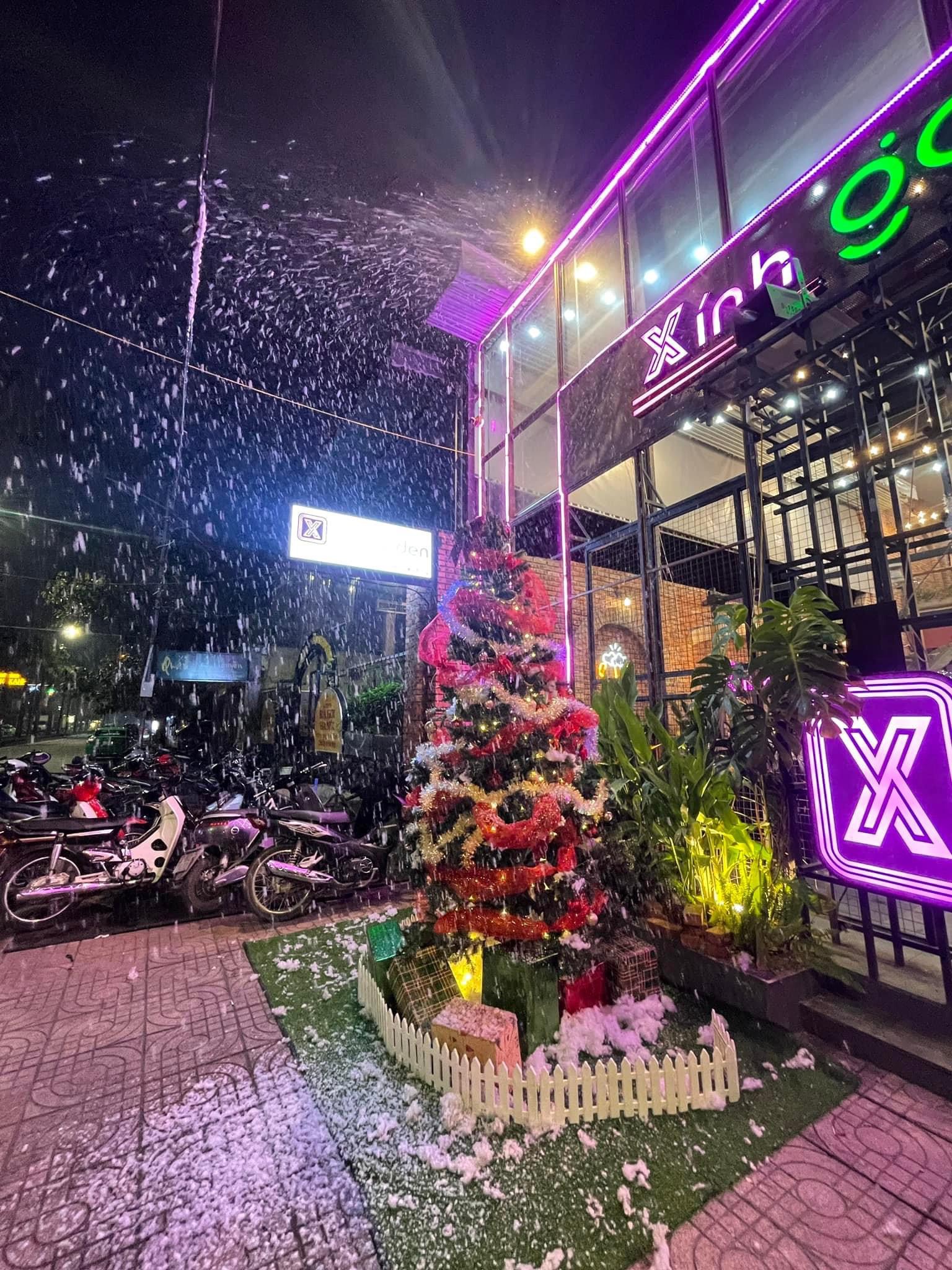 máy tạo tuyết chính hãng