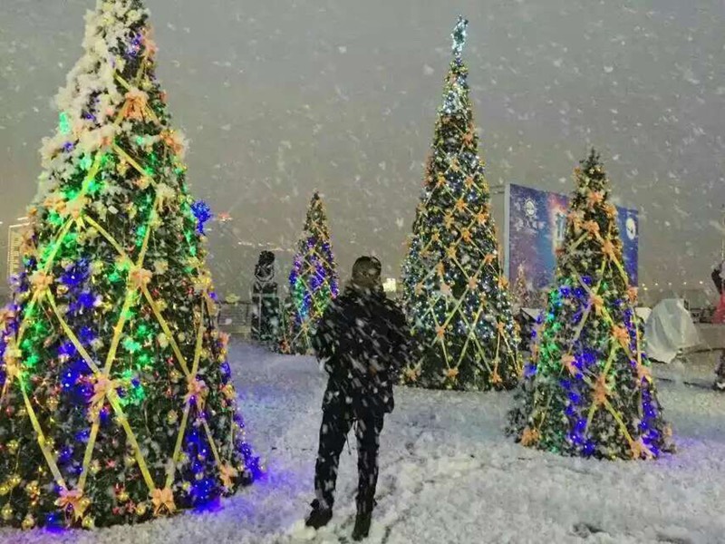 máy tạo tuyết nhân tạo