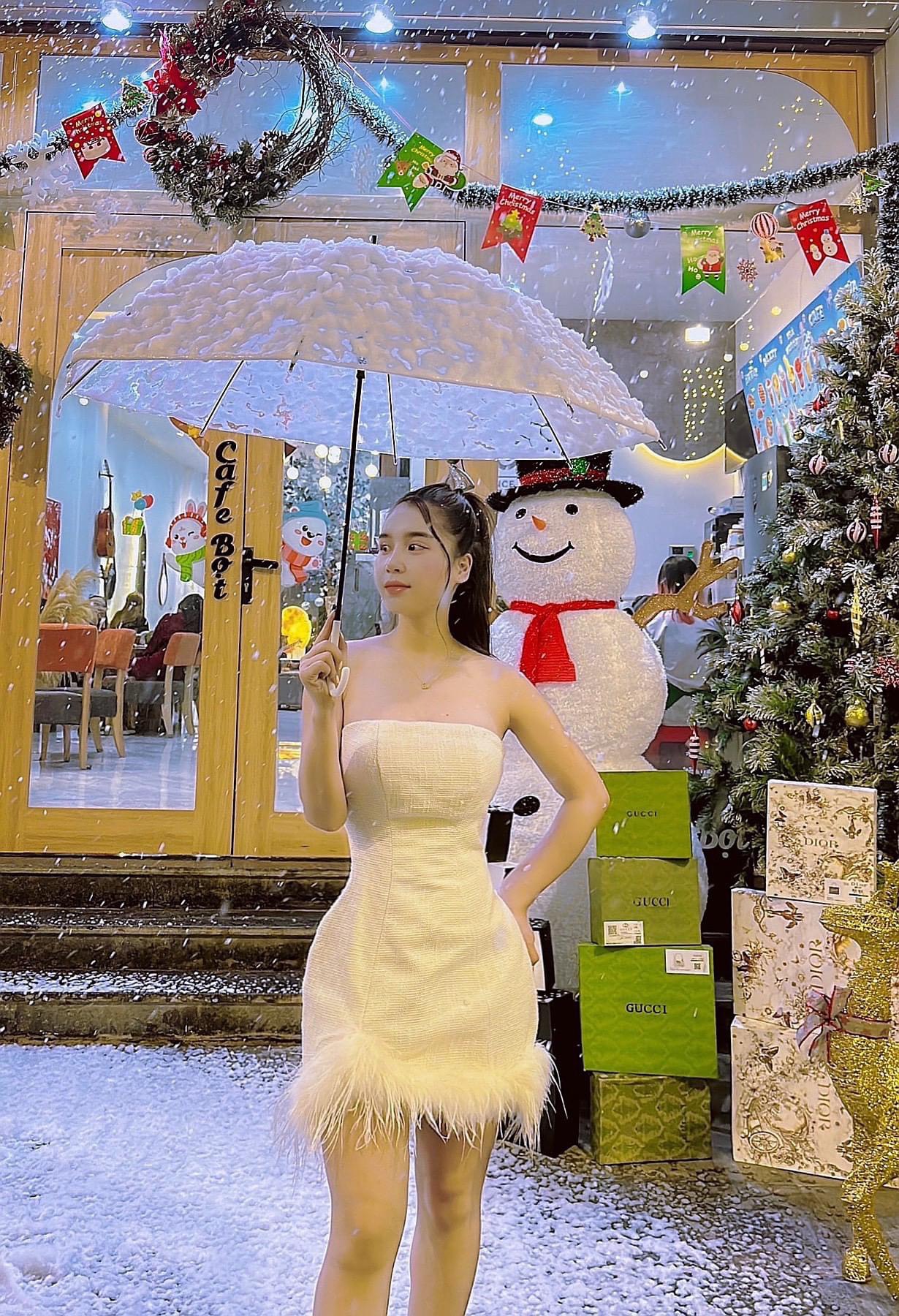 Máy tạo tuyết giá rẻ