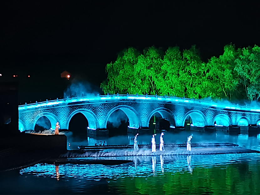 Các sản phẩm đèn sân khấu Dage Light có trong bộ phim truyền hình thực tế về lâu đài lớn