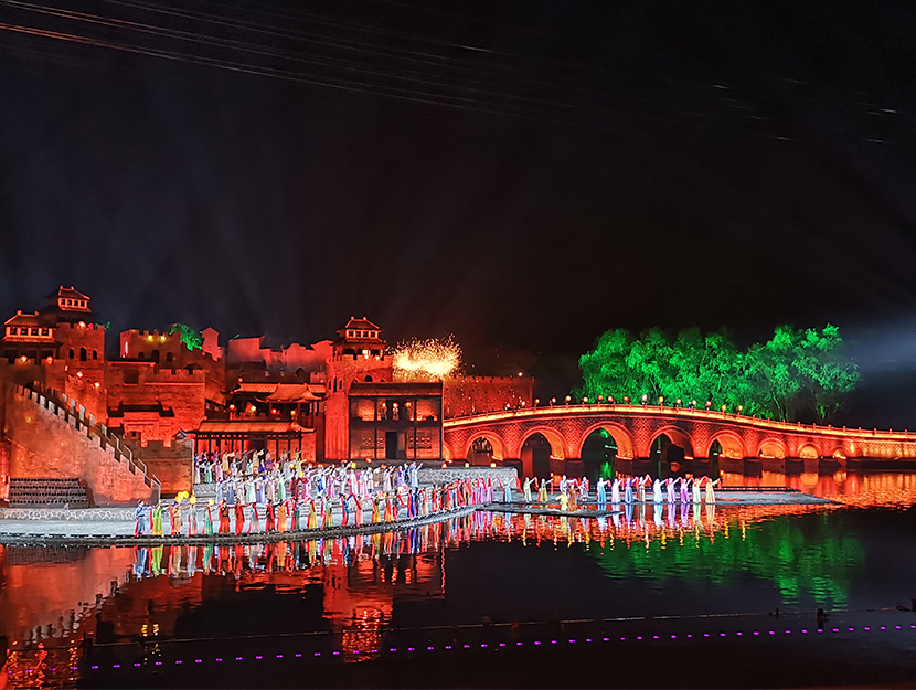 Ánh sáng Hoàng Long - Đơn vị cung cấp đèn chiếu sáng sân khấu Dage Light chính hãng tại Việt Nam