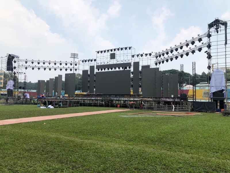 Ưu điểm của đèn beam sân khấu chống nước