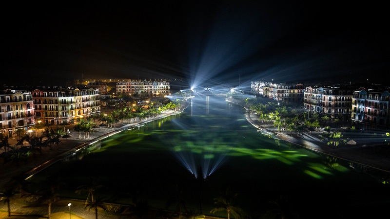 Đèn Beam IP-680 DAGE có công nghệ chiếu sáng nào?