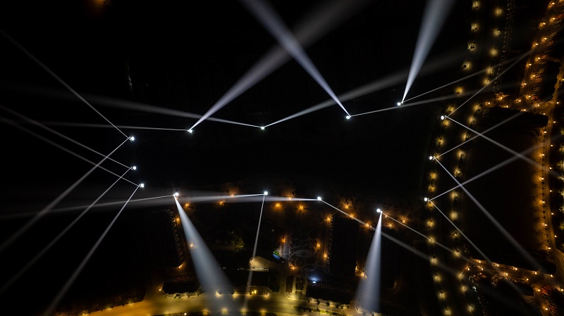 Ánh sáng Hoàng Long - Địa chỉ cung cấp đèn IP-680 DAGE chiếu sáng ngoài trời cho tòa nhà