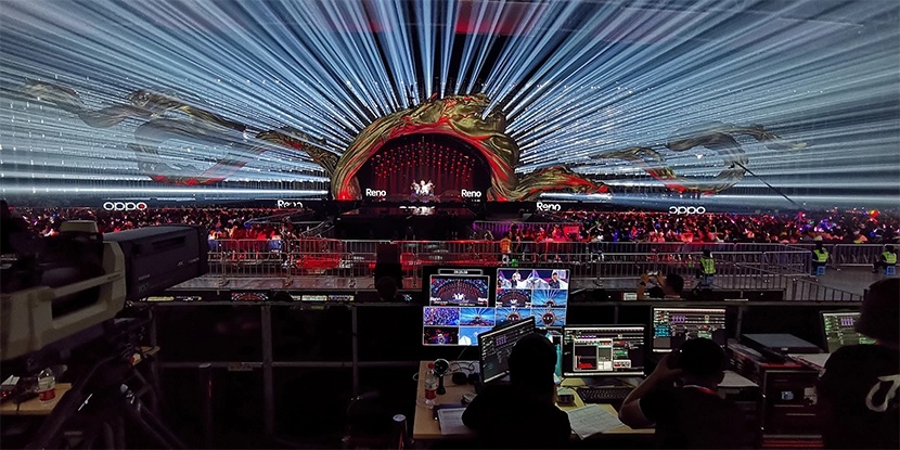 Đèn sân khấu cho dự án chuyên nghiệp là gì?