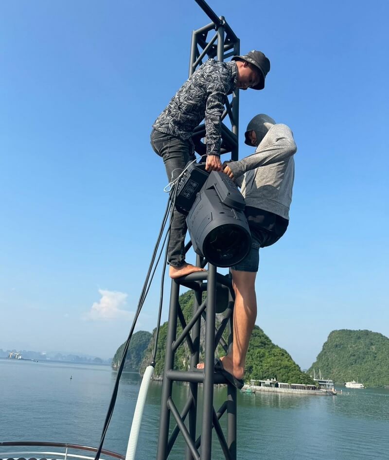 Địa chỉ cung cấp đèn sân khấu chống nước ở các bãi biển