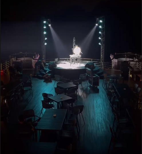 Tại sao làm dịch vụ giải trí gần bãi biển lại dùng đèn sân khấu chống nước?