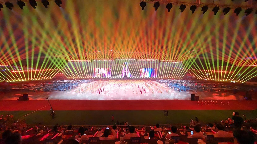 Ưu điểm của đèn sân khấu