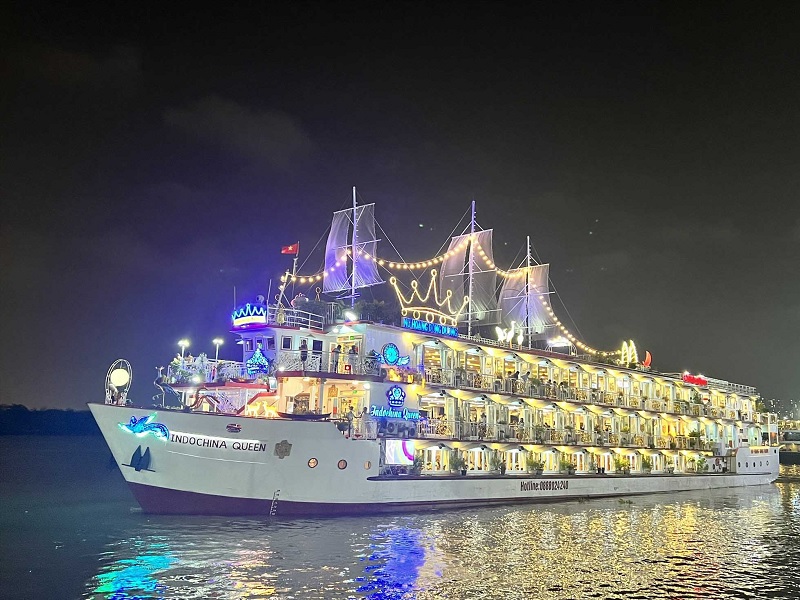 Ánh Sáng Hoàng Long - Địa chỉ cung cấp đèn sân khấu cho du thuyền 5 sao