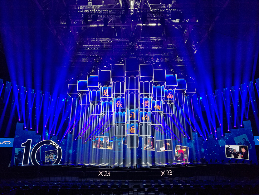 Ưu điểm khi mua đèn sân khấu Dage chính hãng tại Việt Nam