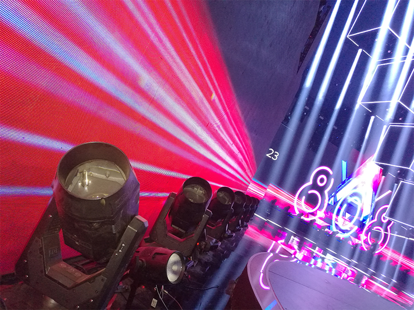 Các sản phẩm có mặt trong tiệc kỷ niệm 10 năm thành lập Đài truyền hình vệ tinh Chiết Giang