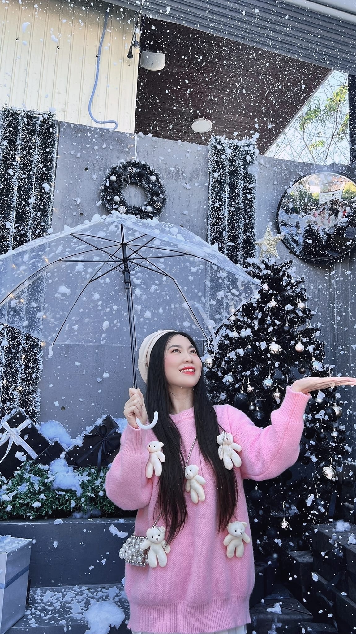 Hiệu ứng tuyết rơi giữa mùa hè