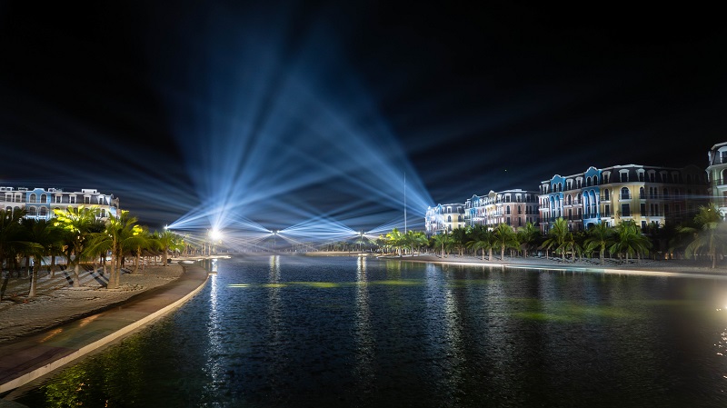 Lưu ý khi sử dụng Đèn Beam IP-680 DAGE chống cước giúp nâng tầm thẩm mỹ tòa nhà