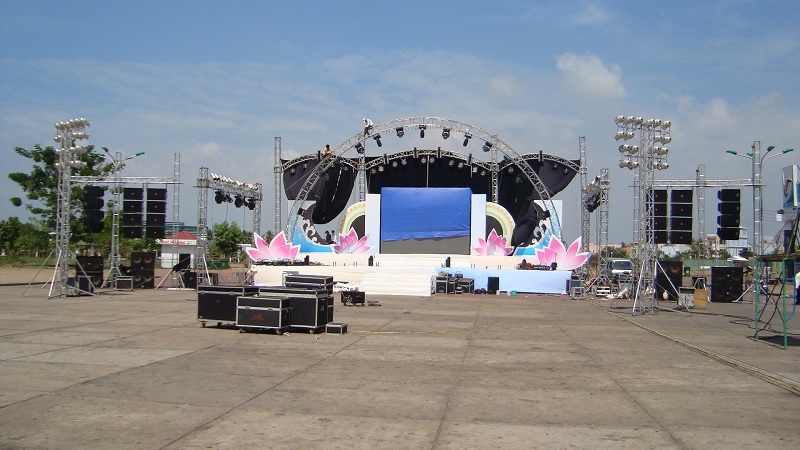 Ánh sáng Hoàng Long - Nhà cung cấp đèn sân khấu chống nước