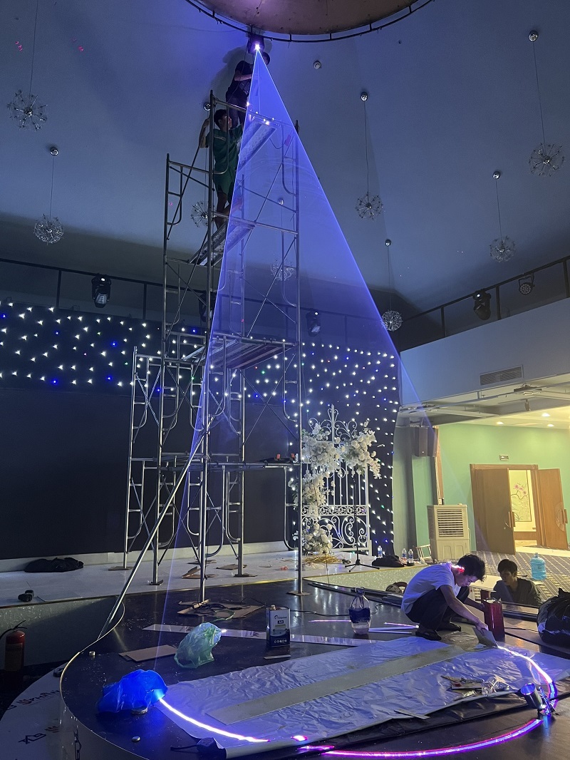 Địa chỉ cung cấp máy tạo tuyết và đèn laser đẳng cấp tại Việt Nam?