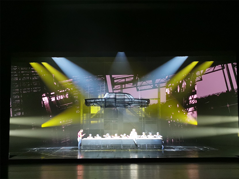 Sản phẩm DAGE Lighting A8 góp phần cổ vũ vở kịch múa quy mô lớn "Hong Qi"