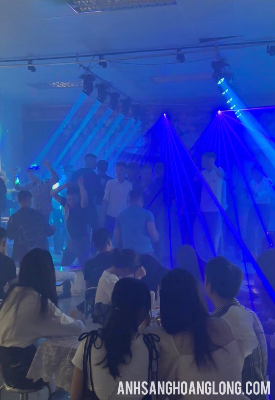 ánh sáng tự động đám cưới