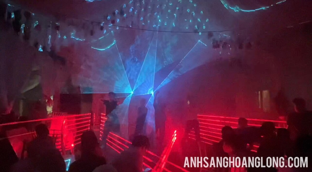 dịch vu cho thuê cấu hình đèn đám cưới