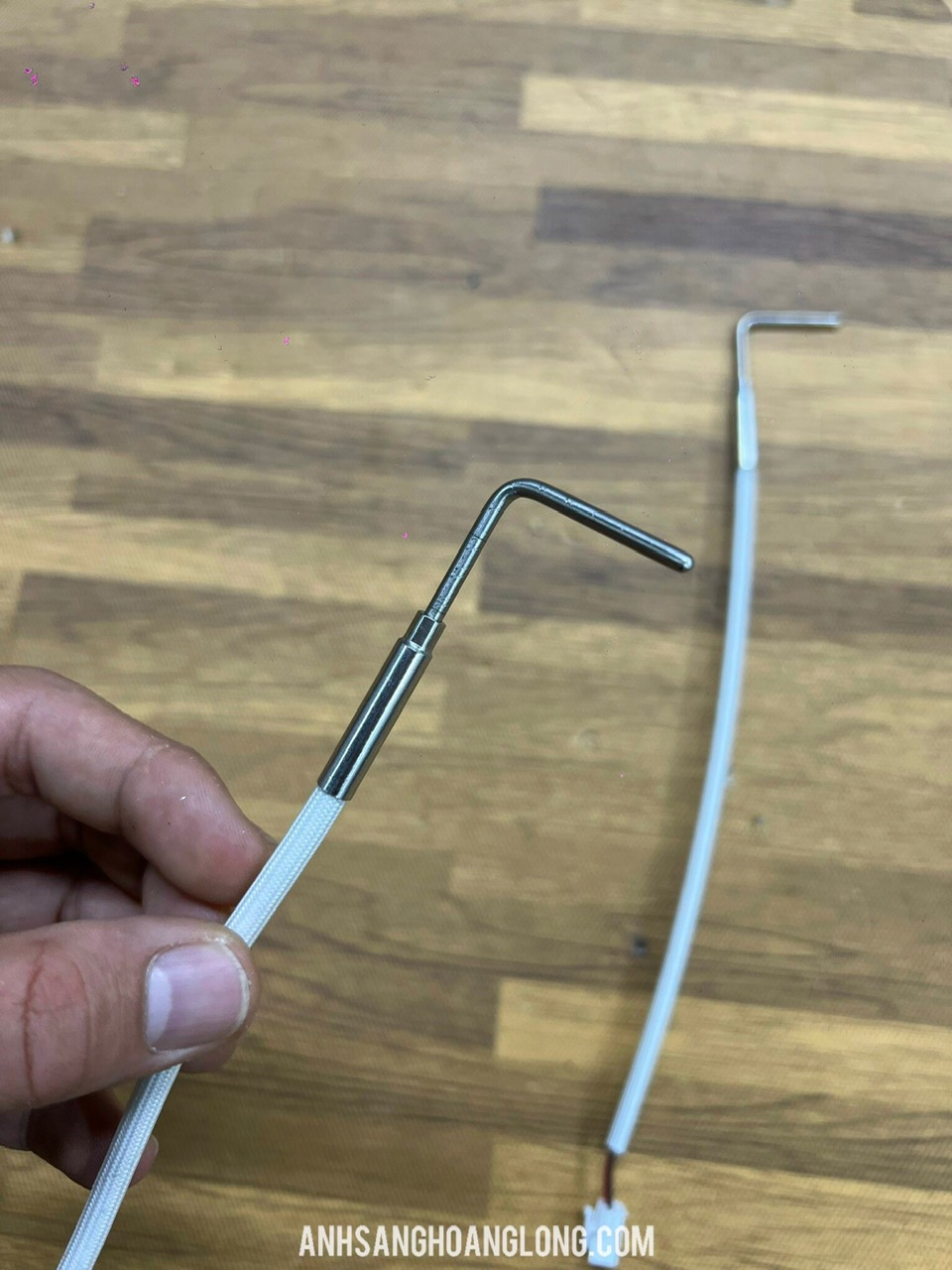 Máy bắn pháo hoa điện lạnh