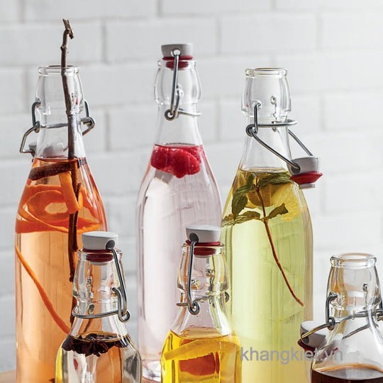 Bộ chai thủy tinh nắp cài Swing của Bormioli Rocco dùng đựng nước detox