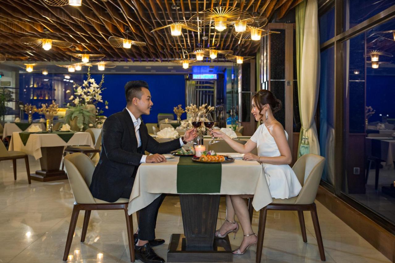 khách sạn Mandila Beach Hotel Danang