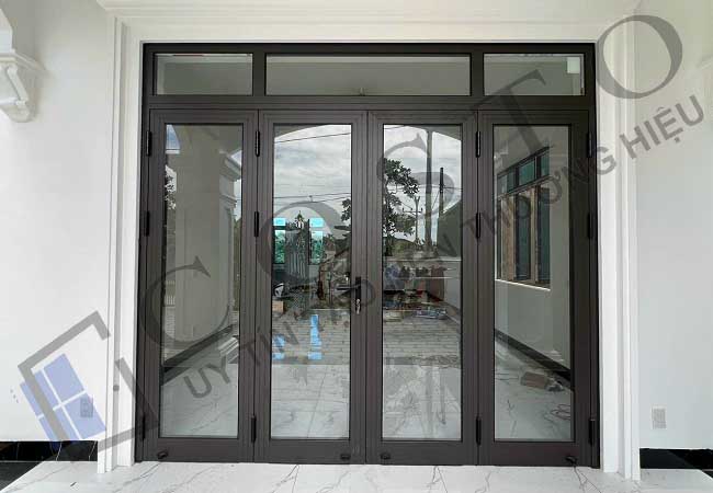 Cửa nhôm Xingfa 4 cánh mở quay