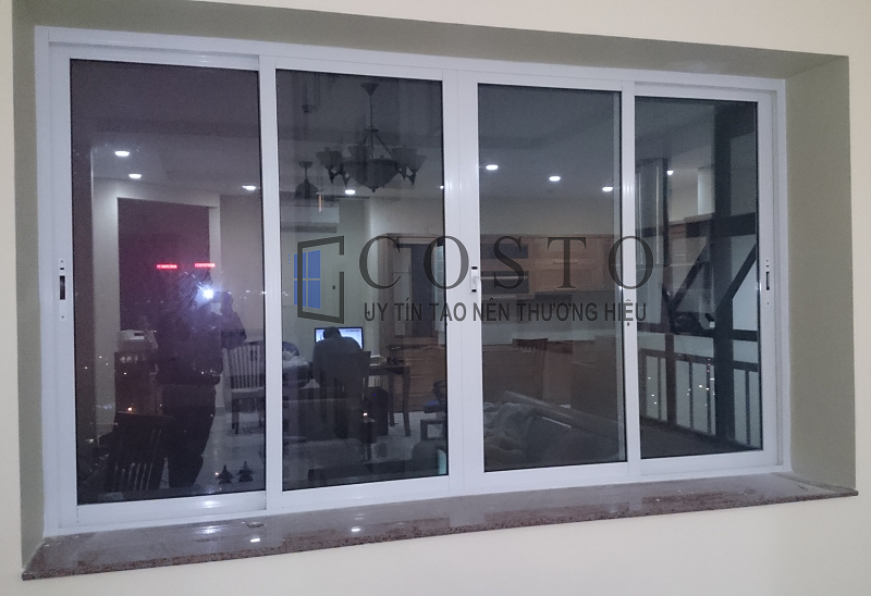 cửa sổ lùa 4 cánh