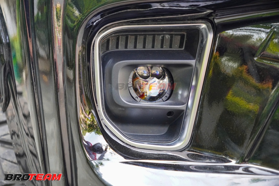 Ford Everest Platinum độ đèn