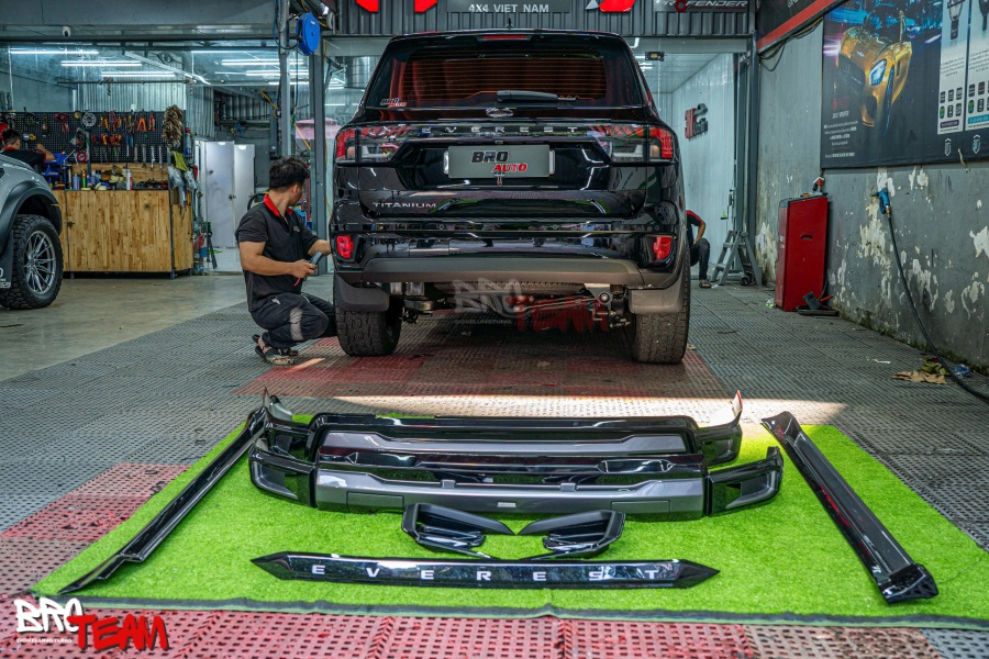 bodykit AKC Ford Everest đẹp